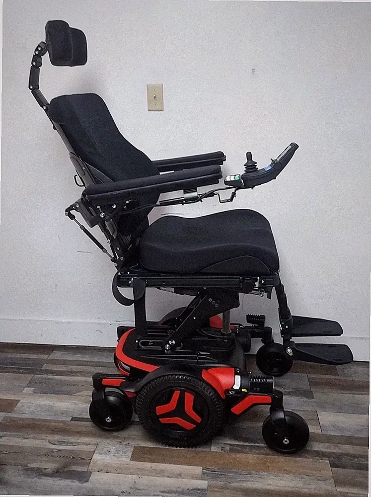 2025 PERMOBIL M3 POWER WHEELCHAIR,POWER TILT,RECLINE,LEGS & LIFT. 1 MILE.